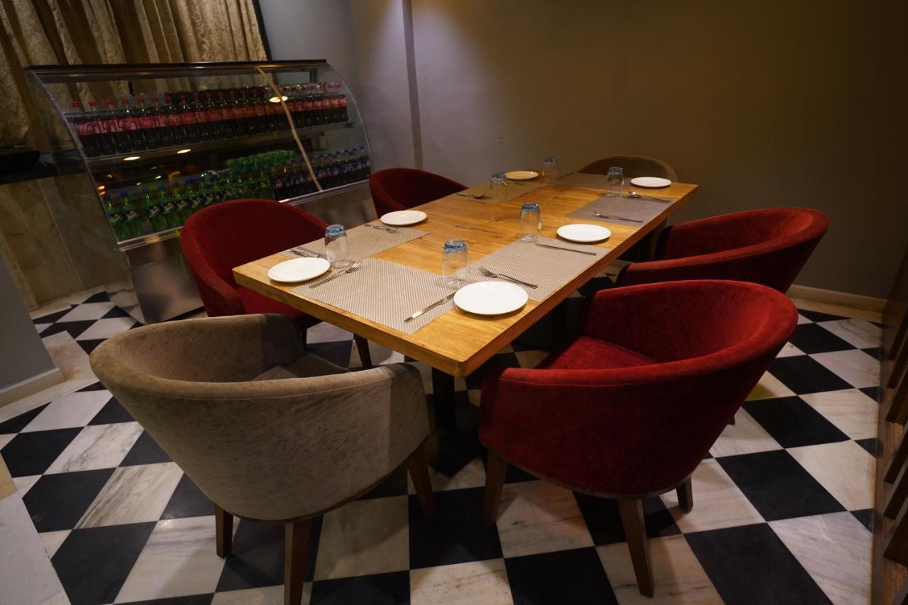 Fabhotel Naivara Boutique Udaipur Extérieur photo