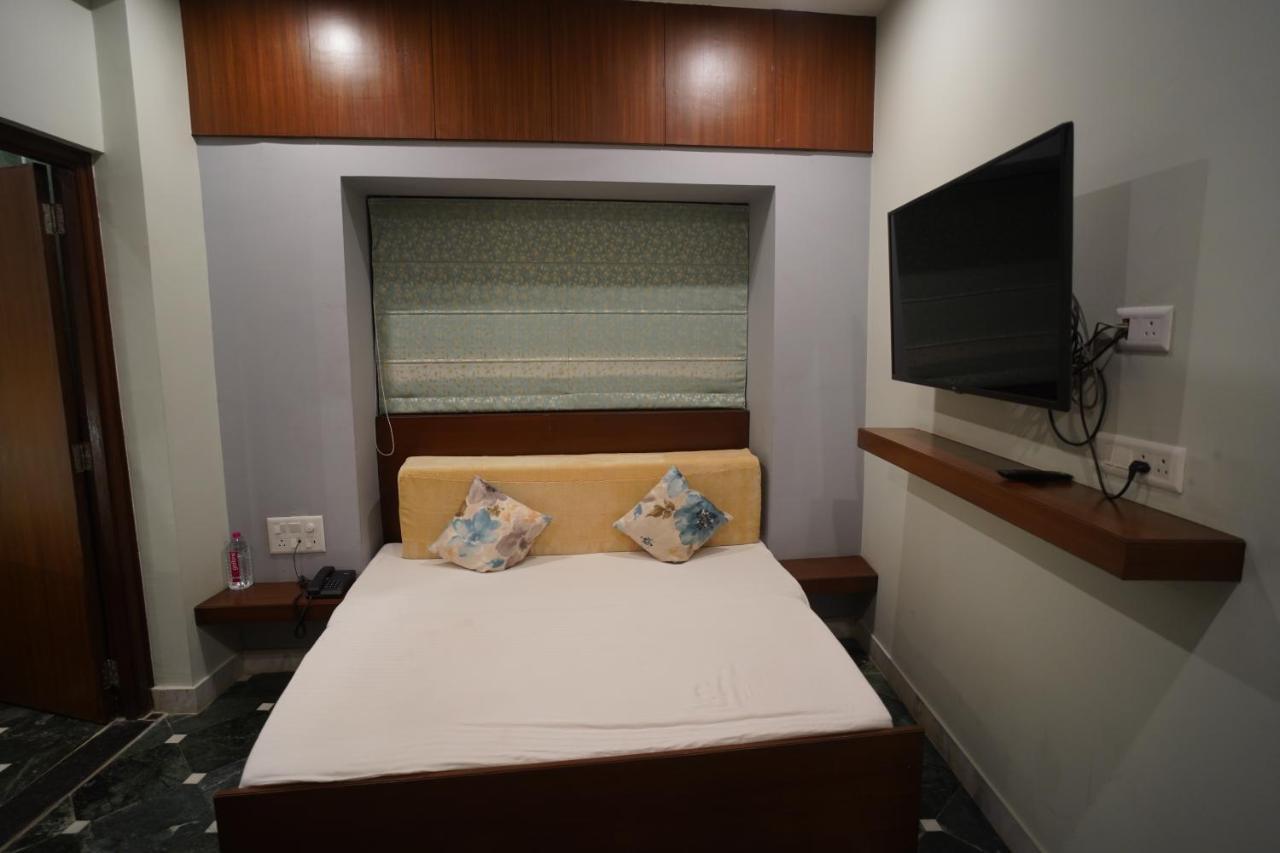 Fabhotel Naivara Boutique Udaipur Extérieur photo